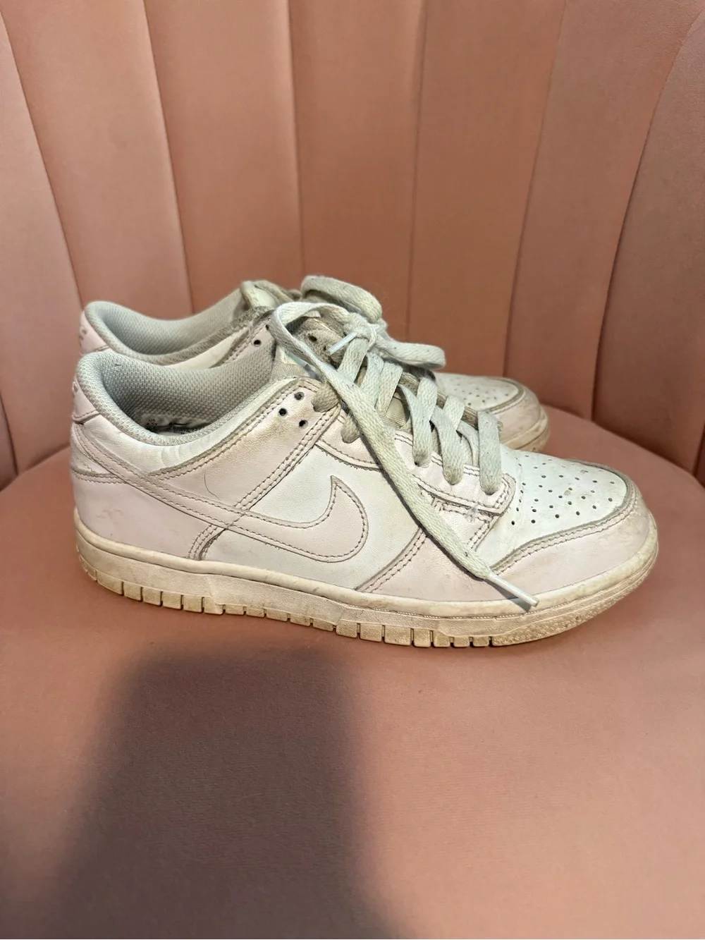 Nike Kids Low-Top Sneakers in Violet